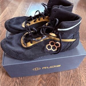 Rudis Black and Gold Wrestling Shoes
